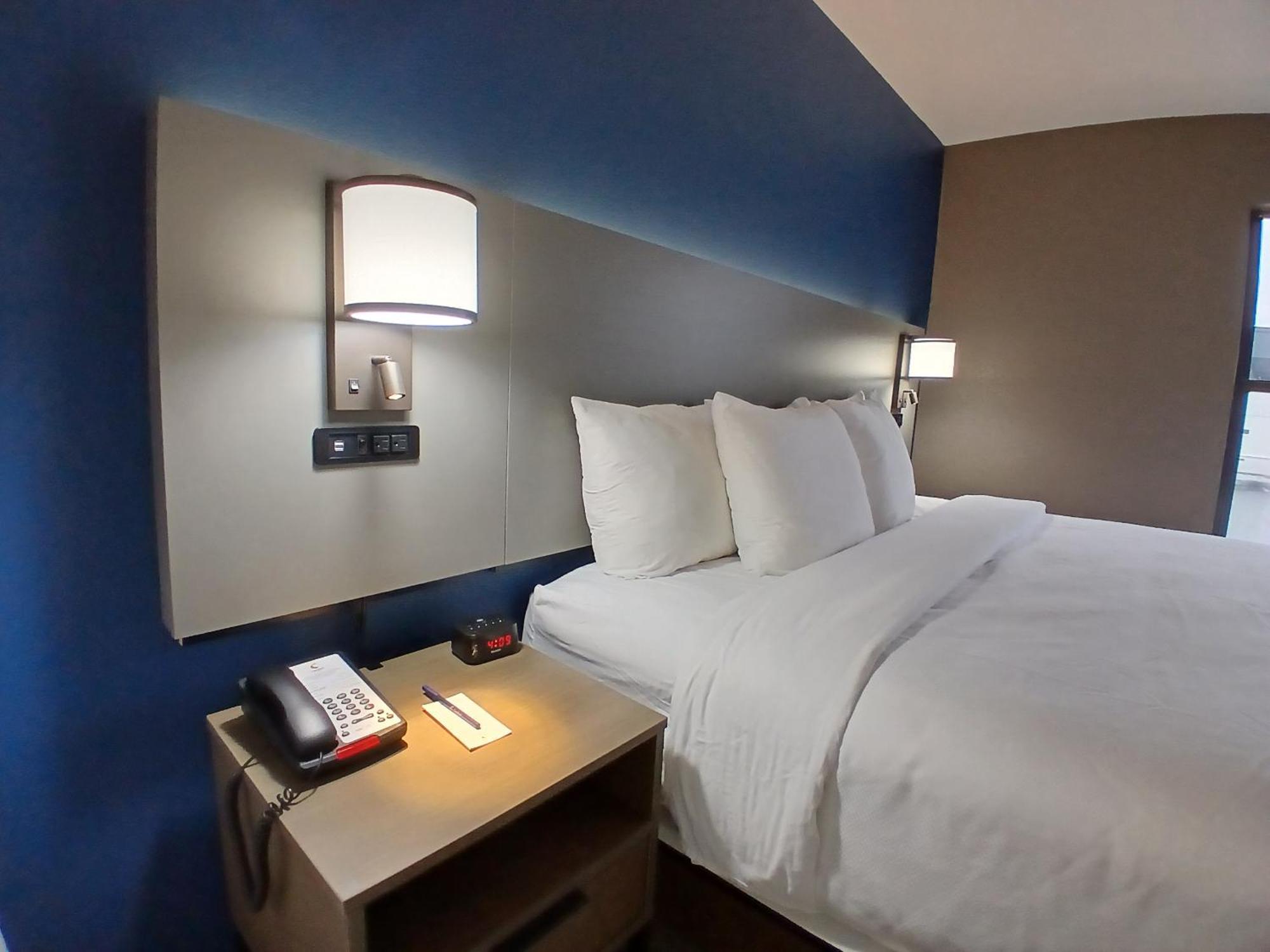 Comfort Inn Near Downtown & Blue Ridge Pkwy Marion Eksteriør billede
