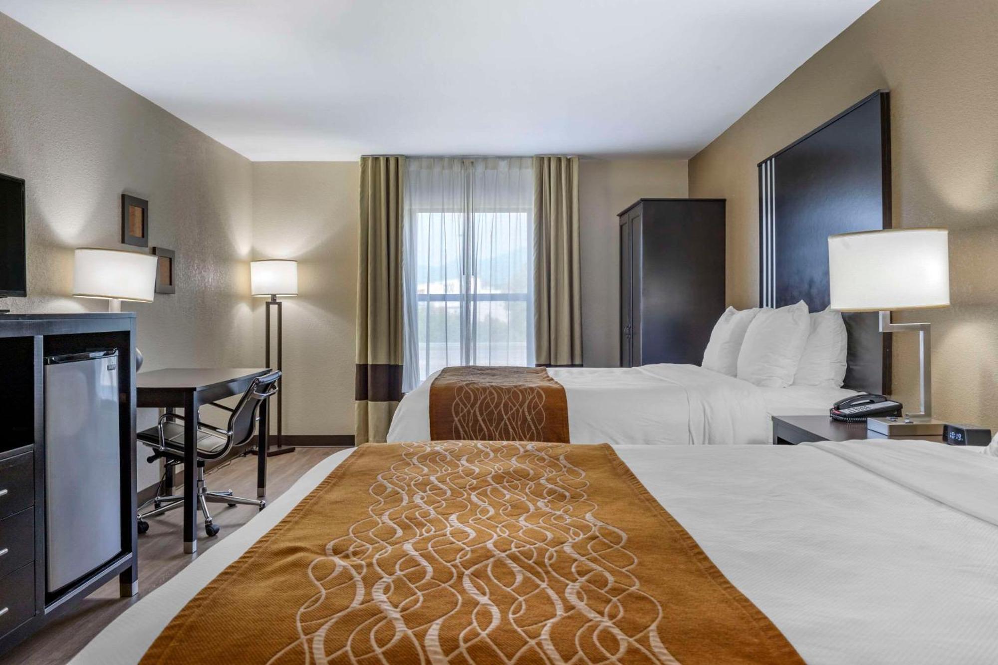 Comfort Inn Near Downtown & Blue Ridge Pkwy Marion Eksteriør billede