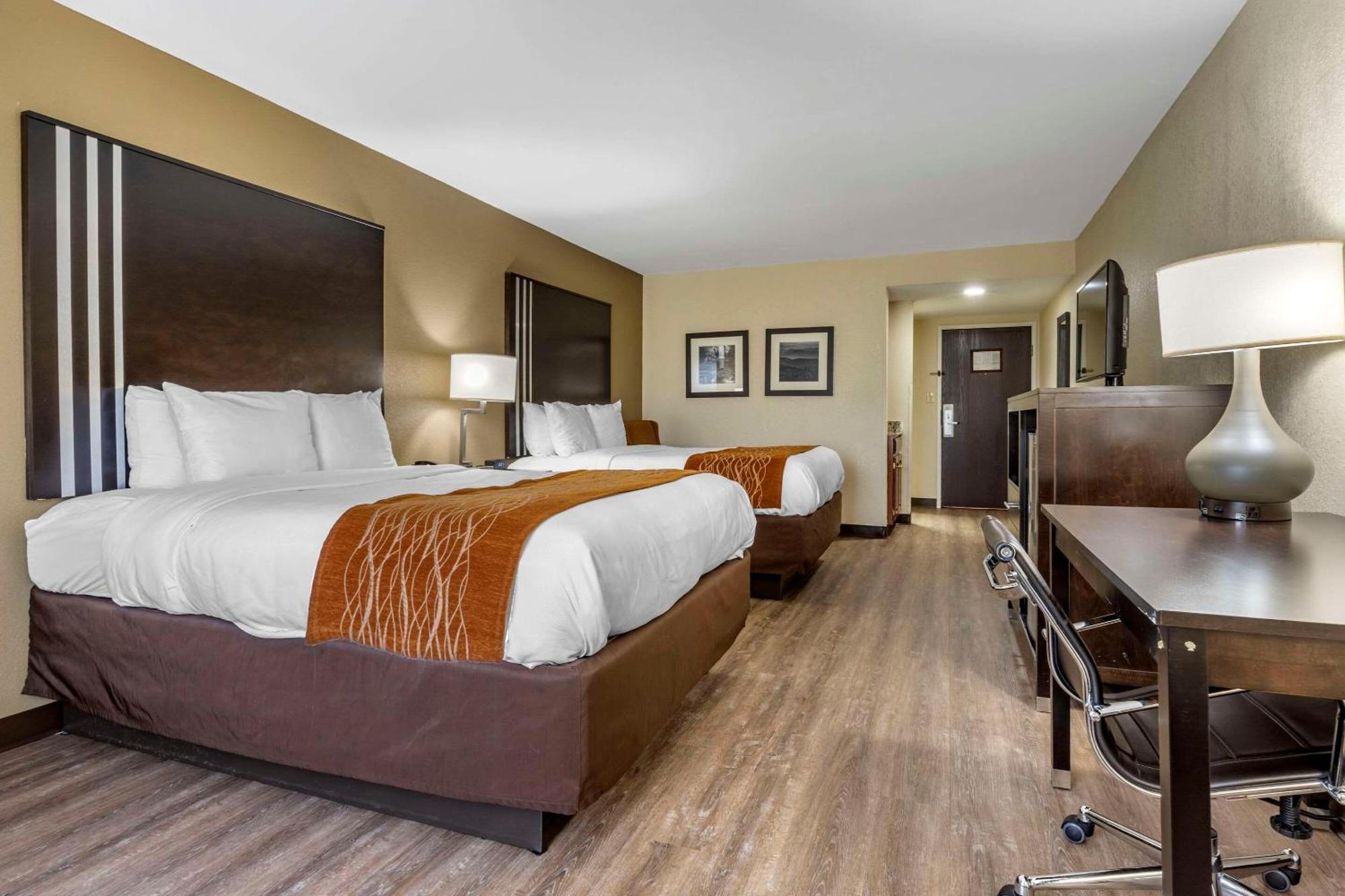 Comfort Inn Near Downtown & Blue Ridge Pkwy Marion Eksteriør billede