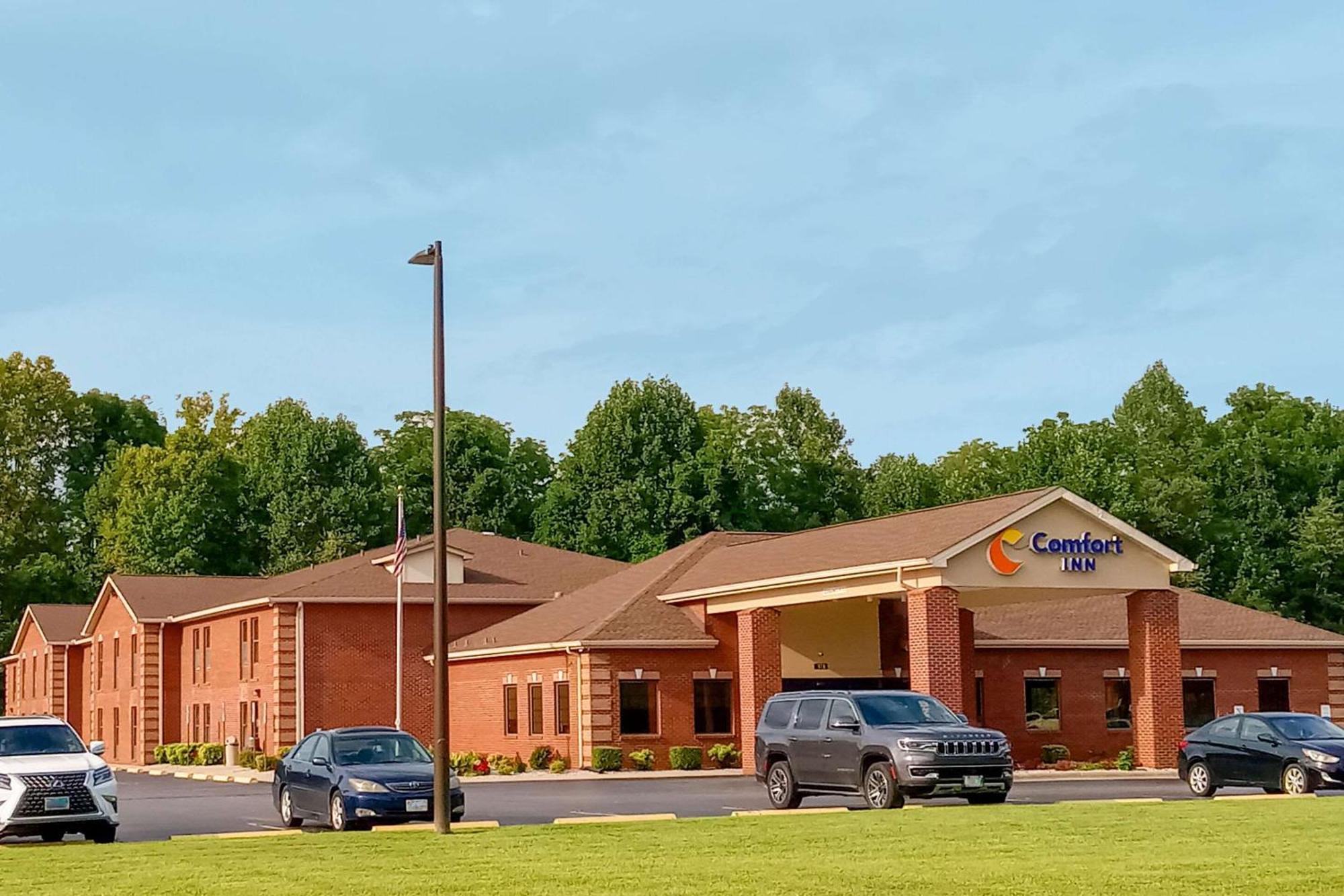 Comfort Inn Near Downtown & Blue Ridge Pkwy Marion Eksteriør billede